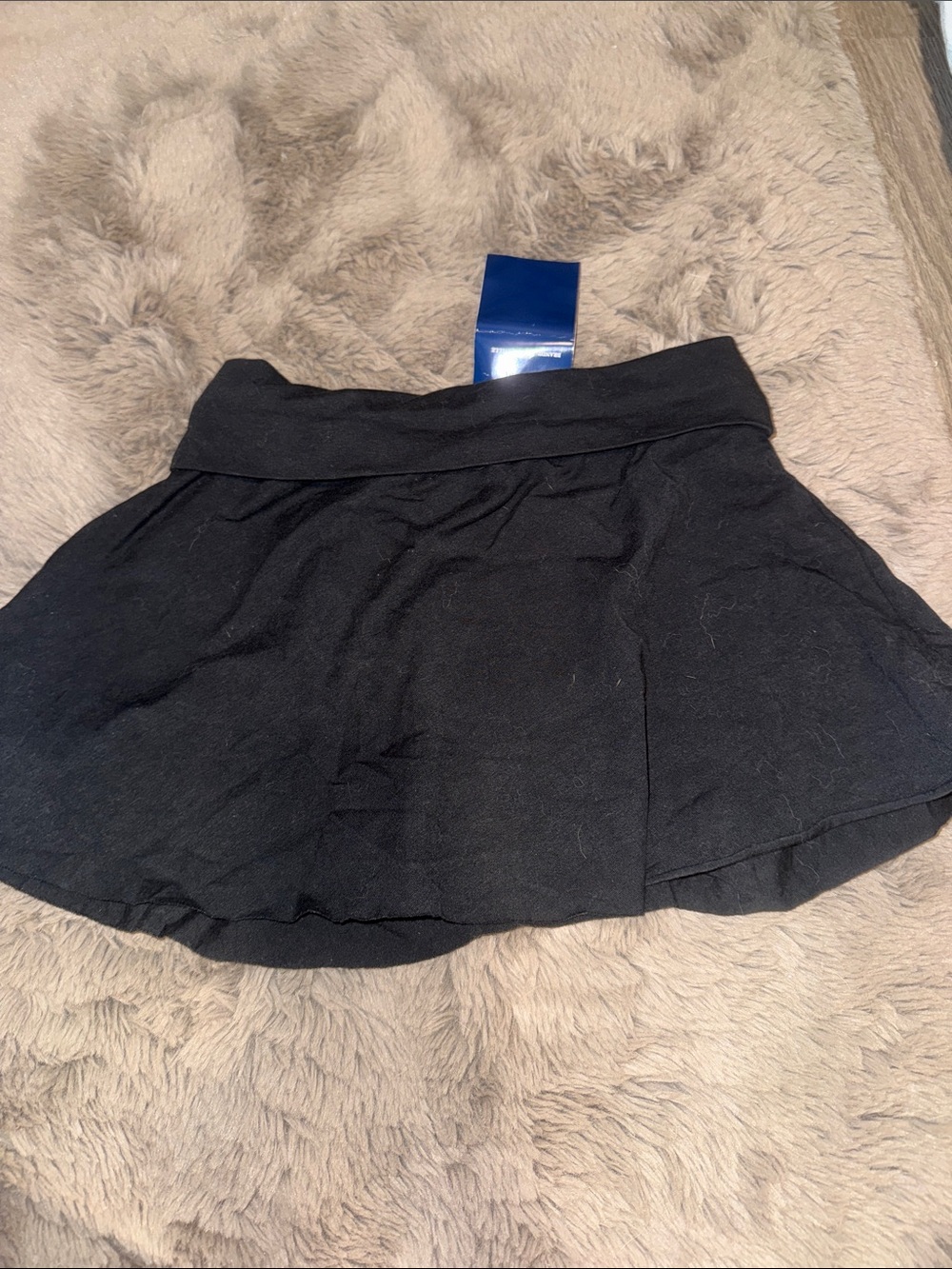Brandy Melville Black Circle Skater Skirt